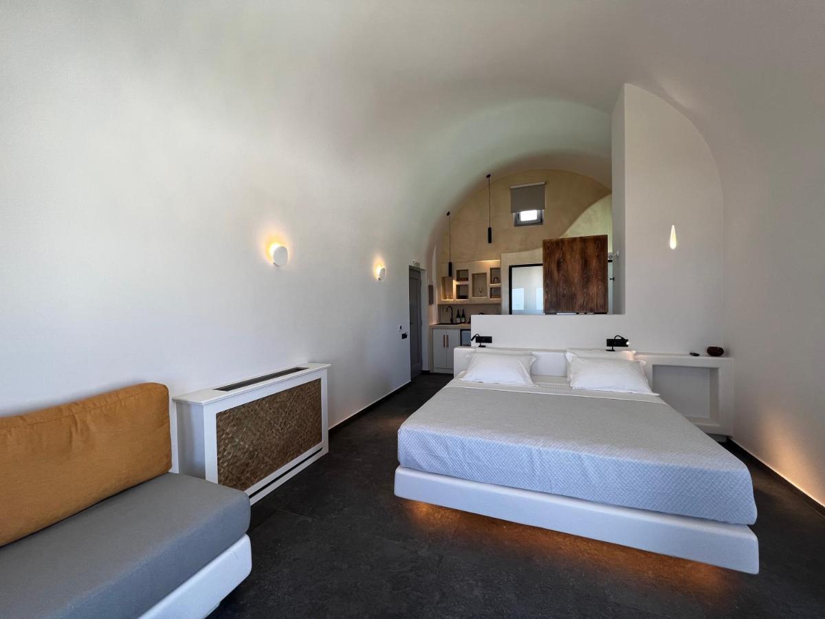 Elements Cozy Suites Pyrgos Exterior photo