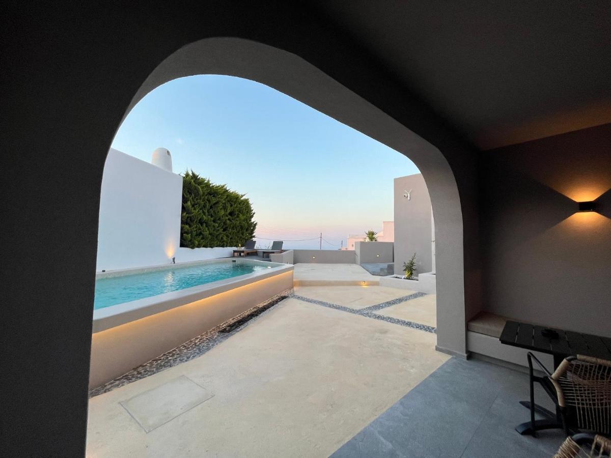 Elements Cozy Suites Pyrgos Exterior photo